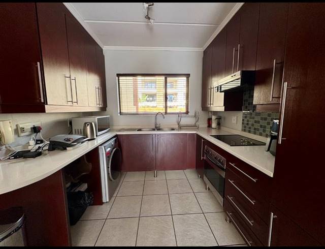 2 BEDROOM PROPERTY TO RENT IN SUNNINGHILL